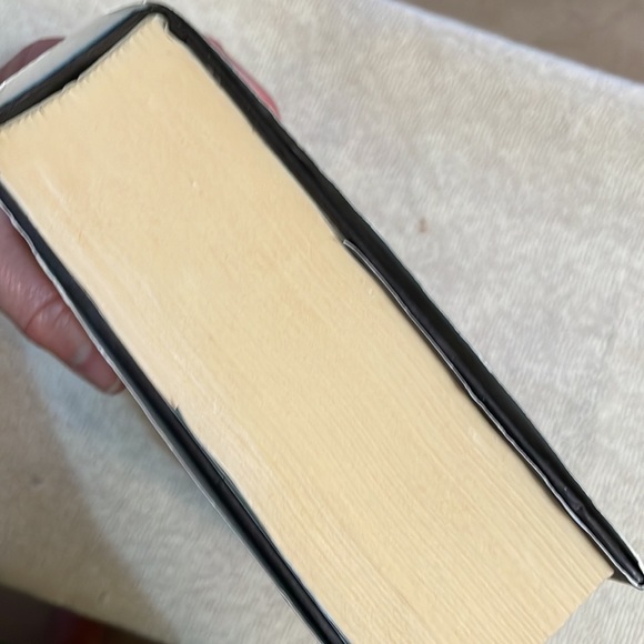 NOT ELIGIBLE FOR BUNDLE SALE Lady Midnight #1 in the Dark Artifices Series - Picture 5 of 12